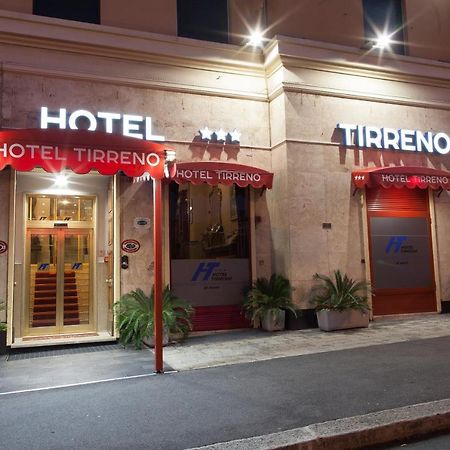 Hotel Tirreno เจนัว ภายนอก รูปภาพ