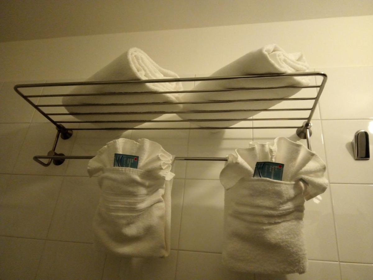 Hotel Tirreno เจนัว ภายนอก รูปภาพ