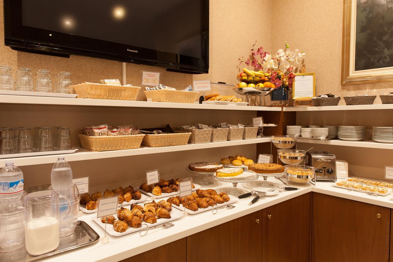 Hotel Tirreno เจนัว ภายนอก รูปภาพ