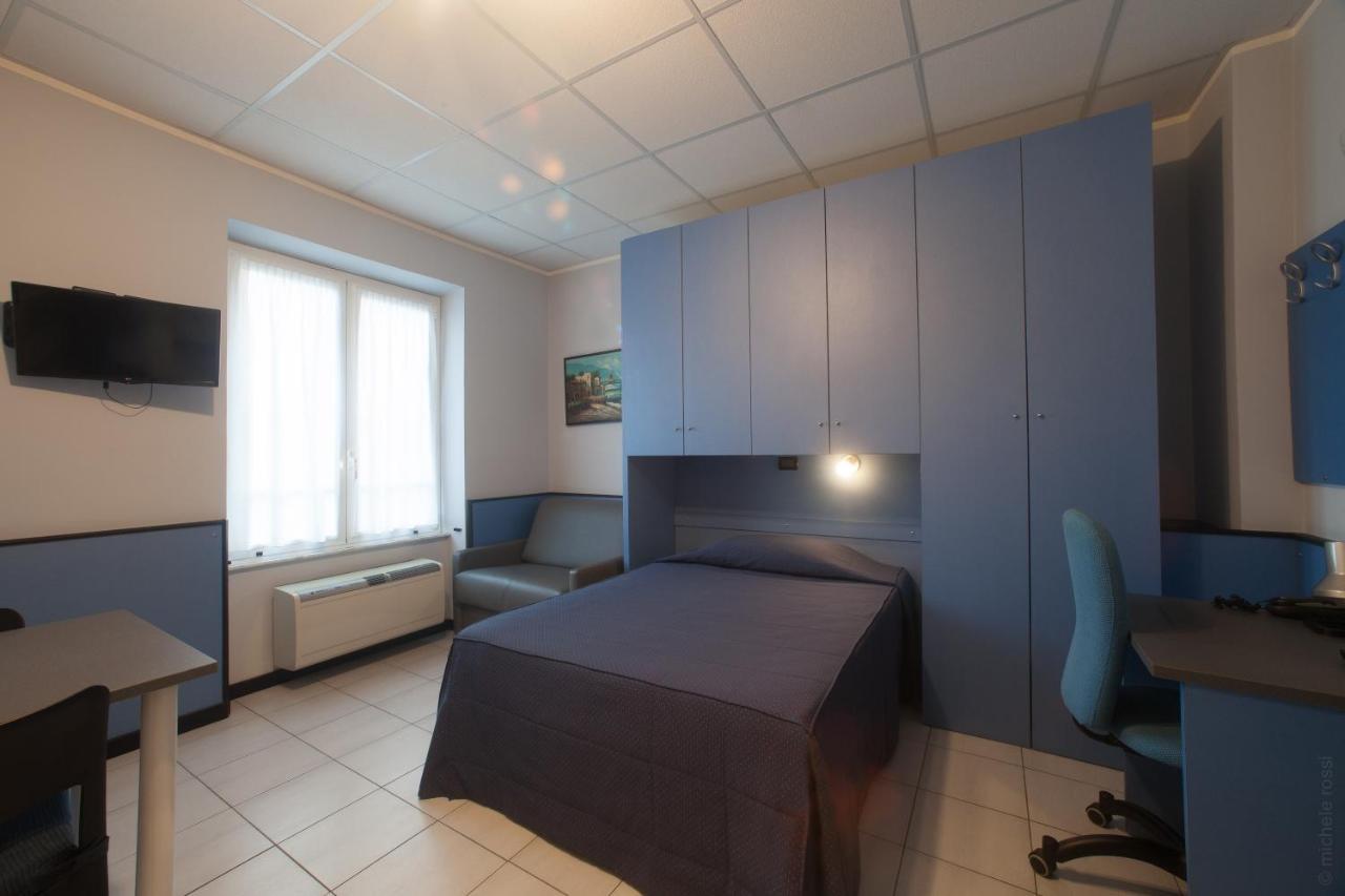 Hotel Tirreno เจนัว ภายนอก รูปภาพ